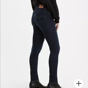 Levi’s 711 skinny Jean size 27
